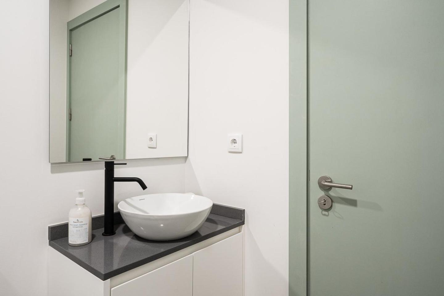 Guestready - A Modern Stay In Downtown Porto Exteriér fotografie